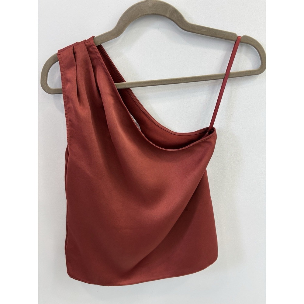 White House Black Market Red Satin One Shoulder Top Women's XS - Picture 3 of 9